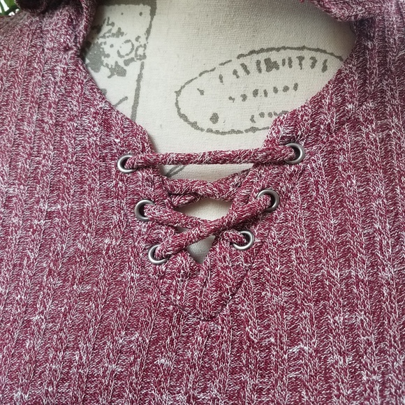 Arizona Jeans Burgundy Red Hoodie Sweater w/ Lace - Picture 2 of 6